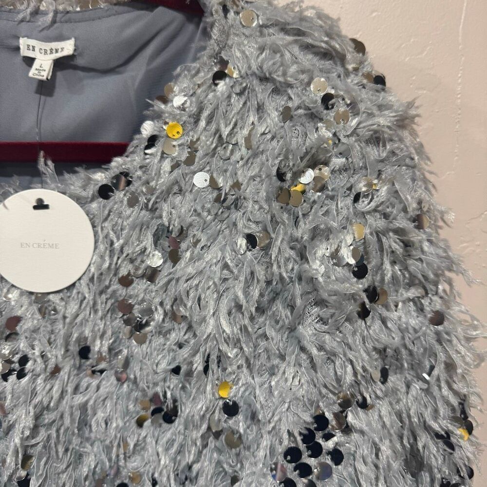 New Evita Glitter Feather Cardi - Picture 3 of 7